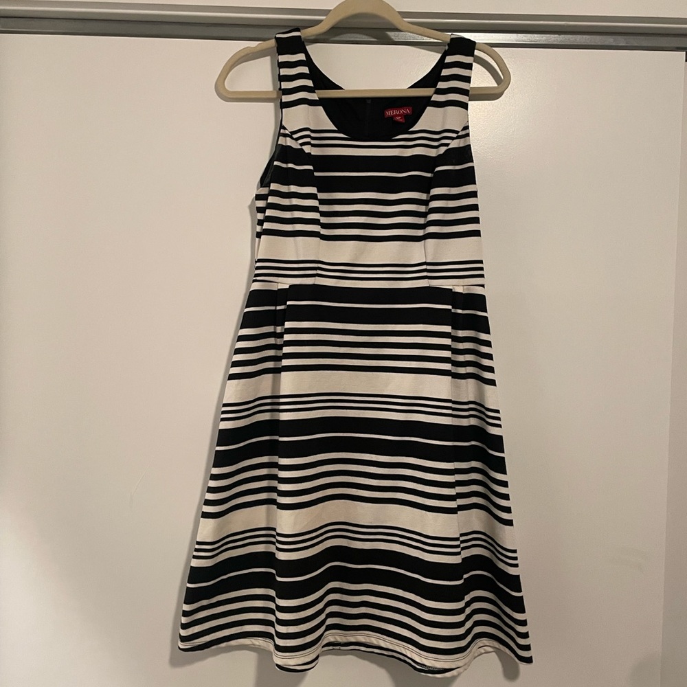 🖤 Stretch & Stripped Dress